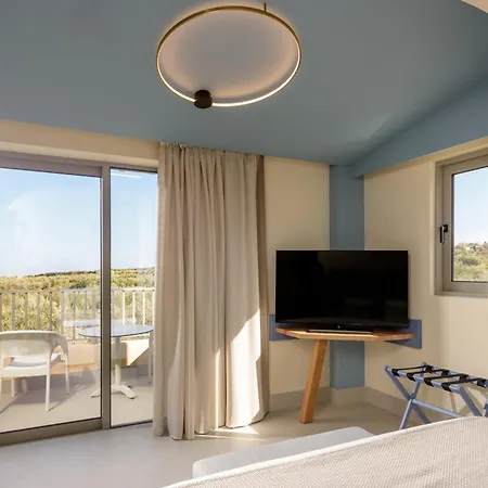 Elia Boutique Hotel 3*