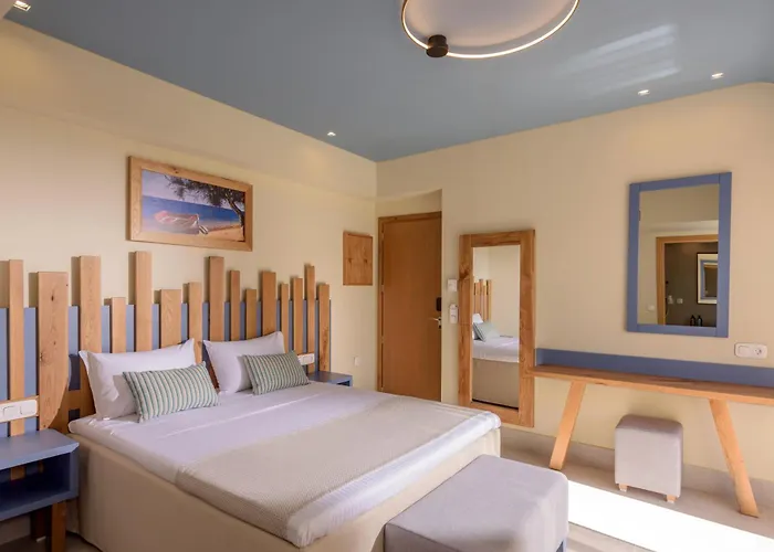 Hotel Elia Boutique 3*