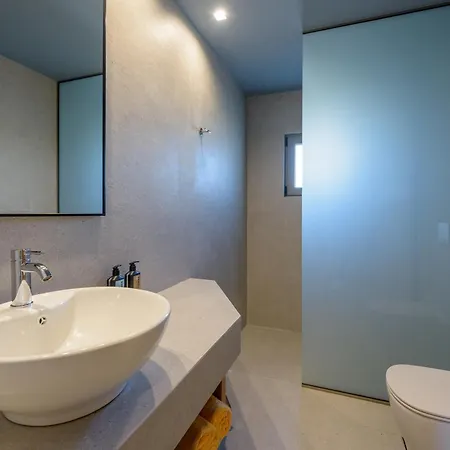 Elia Boutique 3*