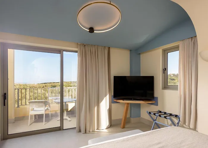 Elia Boutique Hotel 3*